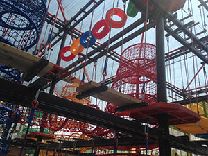 Équipement de parcours de corde pour enfants