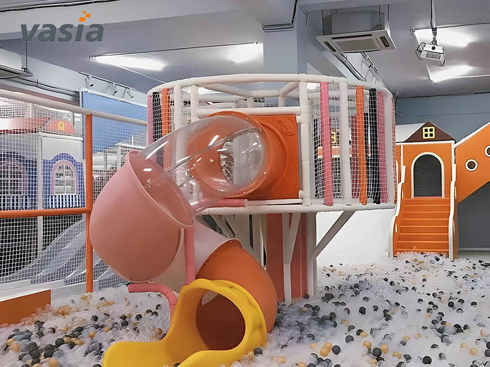 aire de jeux int&eacute;rieure M0011