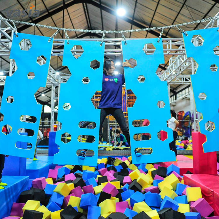 Parc de trampolines d'attractions pour enfants